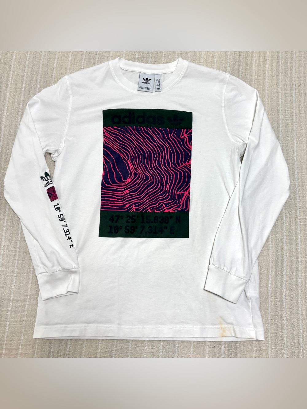 adidas Womens White Long-Sleeve Graphic Tee with Pink/Blue Print